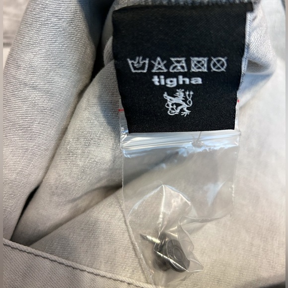 Tigha Denim Grandad Stand Up Collar Shirt, size Large - Picture 7 of 8